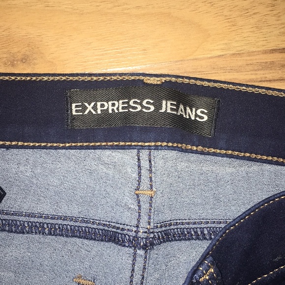 Express Jeans - Picture 2 of 3